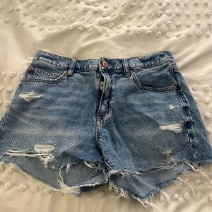 cutest jean shorts !